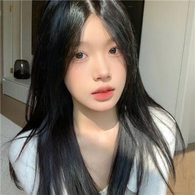 亲爱的小小忧愁封面